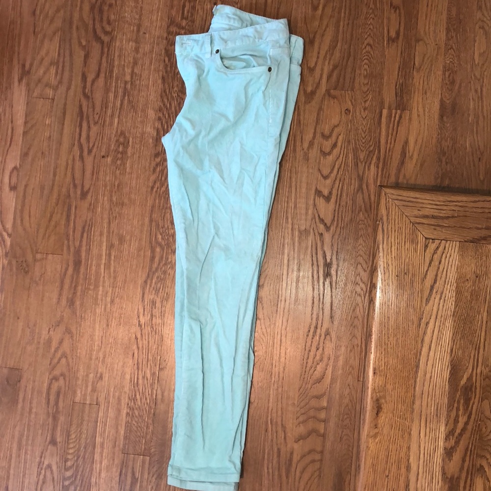Sea Foam (ish/idk) pants - vineyard vine